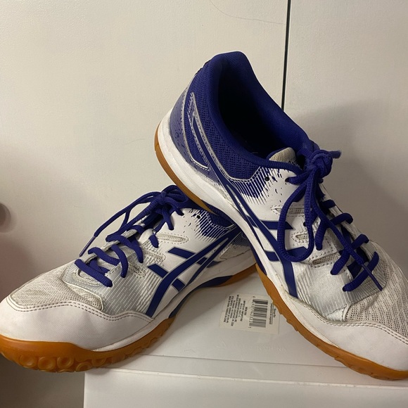 Asics Gel-Rocket 9 Women’s 1072A034-102 VOLLYBALL.  Great Pre-owned - Picture 1 of 7